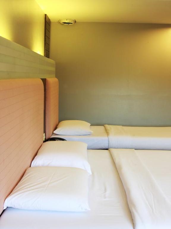 Pradipat Hotel Bangkok Ngoại thất bức ảnh
