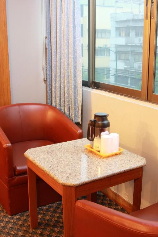 Pradipat Hotel Bangkok Phòng bức ảnh