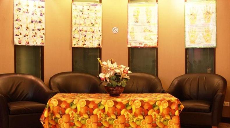 Pradipat Hotel Bangkok Ngoại thất bức ảnh